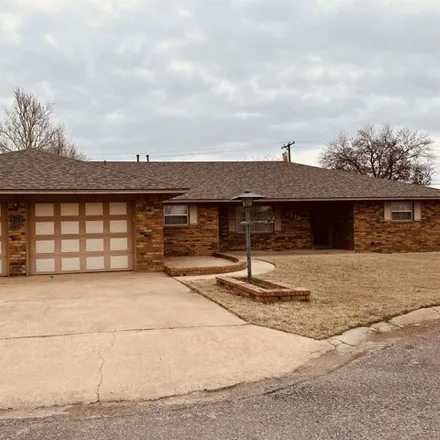 Buy this 3 bed house on 1377 Caudill Drive in Watonga, OK 73772