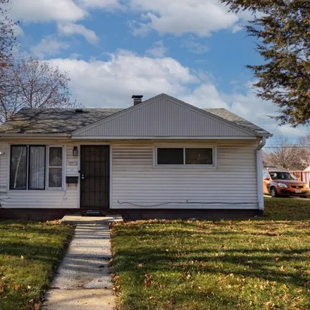 Buy this 2 bed house on 5711 N 60th St in Milwaukee, Wisconsin