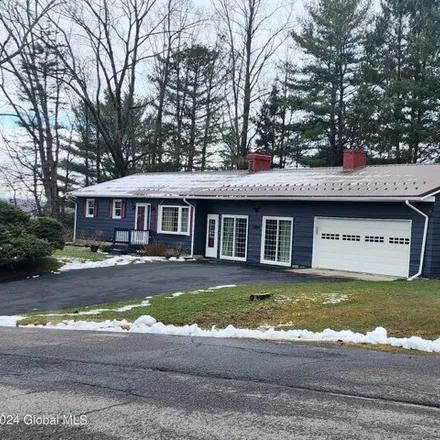 Image 1 - 37 Fowler Drive, Village of Saint Johnsville, St. Johnsville, NY 13452, USA - House for sale