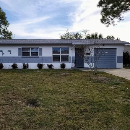 Image 1 - 6762 34th Avenue North, Saint Petersburg, FL 33710, USA - House for rent