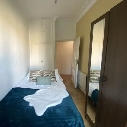 Rent this 1studio room on Madrid in Calle de Arrieta, 14