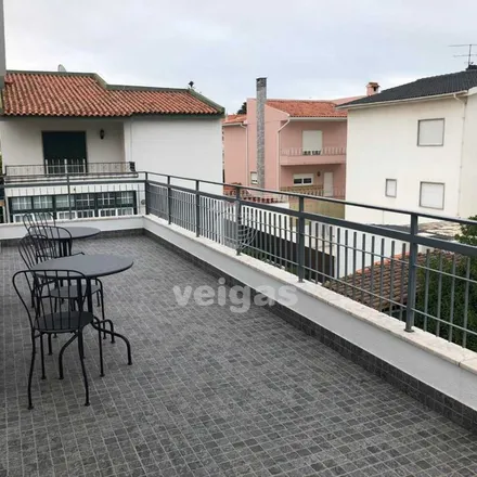 Rent this 3 bed apartment on Rua Luís Piçarra in 2775-599 Cascais, Portugal