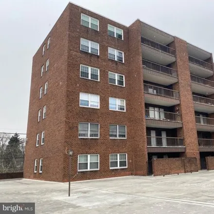 Buy this 1 bed condo on Sunoco Gas Station in 515 North Haddon Avenue, West Haddonfield