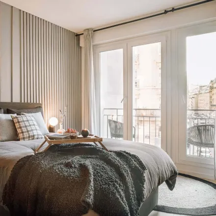 Image 7 - 56 Rue Jean de La Fontaine, 75016 Paris, France - Apartment for rent