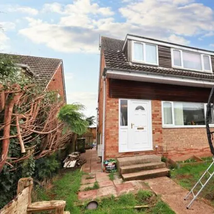 Buy this 3 bed duplex on 8 Wharfedale in Thornbury, BS35 2DS