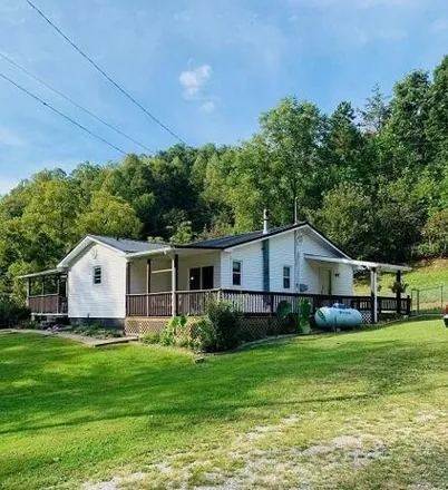 Image 3 - 1320 Riceville Road, Riceville, Johnson County, KY 41240, USA - House for sale