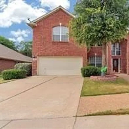 Rent this 5 bed house on Longhorn Trail in Westchester Valley, Grand Prairie