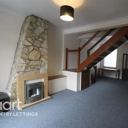 Rent this 3 bed townhouse on 131 Sovereign Road in Coventry, CV5 6JB