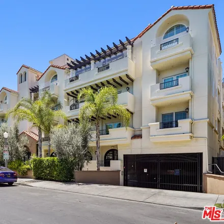 Buy this 2 bed condo on 1135 Rexford Drive in Los Angeles, CA 90035