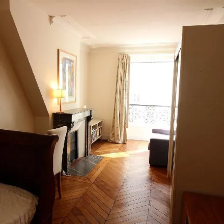 Rent this 3 bed apartment on 8 Rue Bude in 75004 Paris, France