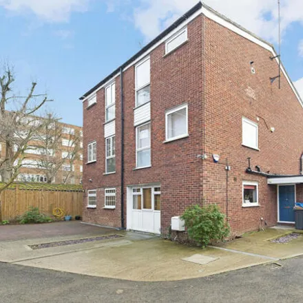 Buy this 5 bed duplex on 2 Carlisle Close in London, KT2 7AU