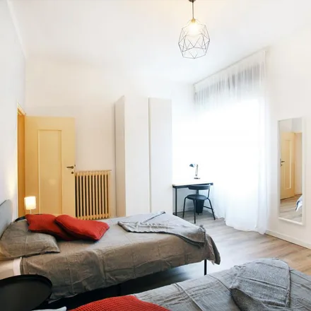 Image 1 - Via Giuseppe Soli 28, 41121 Modena MO, Italy - Apartment for rent