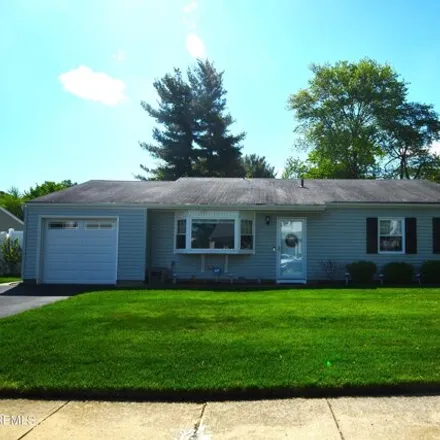 Buy this 3 bed house on 92 Croman Court in Hazlet Township, NJ 07730