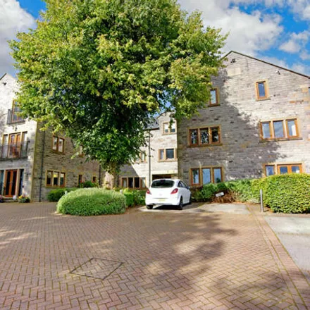 Buy this 2 bed apartment on Grimescar Road in Ainley Top, HD2 2EB
