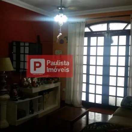 Buy this 2 bed house on Rua Angelina Regolim Cardoso de Mendonça in São Paulo - SP, 04811-040
