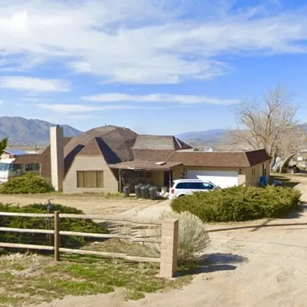 Buy this 2 bed house on Weiser Family Farms in 18553 Highline Road, Kern County