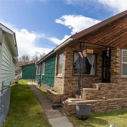 Buy this 2 bed house on 140 North Maple Street in Anaconda, MT 59711