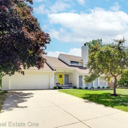 Image 3 - 2149 Hidden Lake Drive, West Bloomfield Township, MI 48324, USA - House for sale