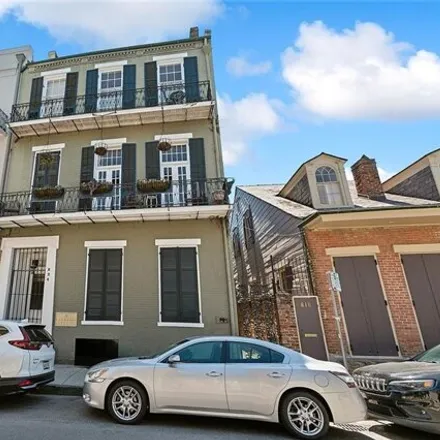 Image 2 - 824 Burgundy Street, New Orleans, LA 70116, USA - Townhouse for sale