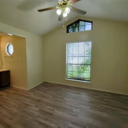 Image 7 - 7401 Rutgers Circle, Rowlett, TX 75088, USA - House for rent