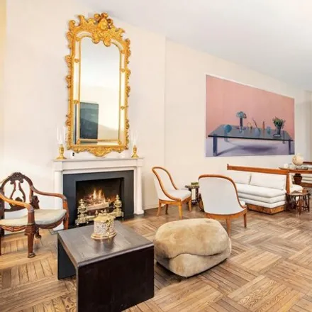 Image 6 - 121 East 81st Street, New York, NY 10028, USA - Townhouse for sale