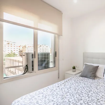 Image 3 - Carrer de la Indústria, 260, 08037 Barcelona, Spain - Apartment for rent