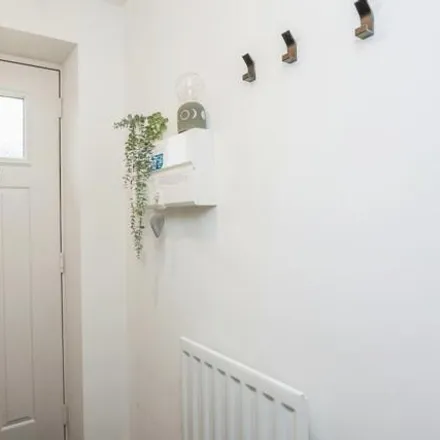 Image 3 - Wisteria Drive, West Bridgford, NG12 4HZ, United Kingdom - Townhouse for sale