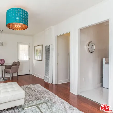 Image 3 - 601 North Gramercy Place, Los Angeles, CA 90004, USA - House for rent