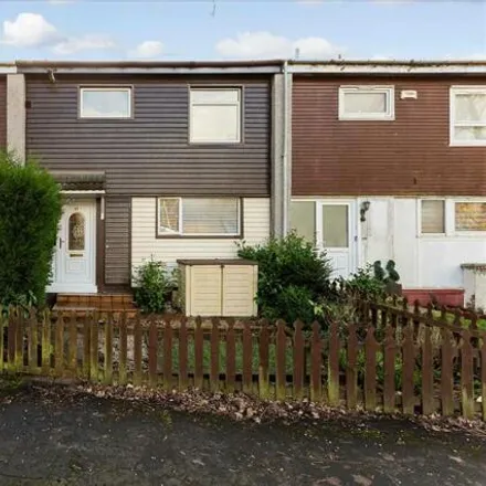 Buy this 3 bed townhouse on Turnberry Place in Newlandsmuir, East Kilbride