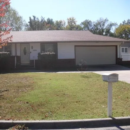 Buy this 3 bed house on 1185 West Meadowbrook Road in Iola, KS 66749