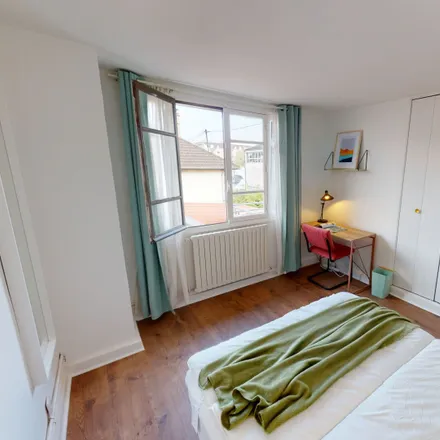 Image 2 - 3 rue Henri Luisette - Room for rent