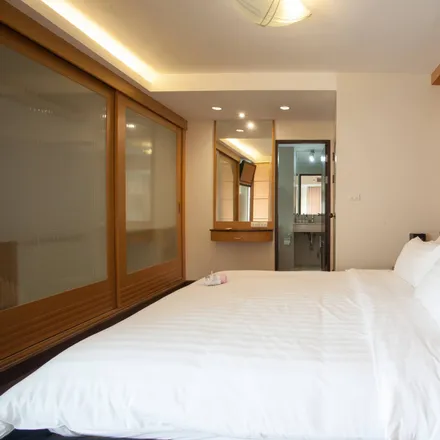 Rent this 2 bed apartment on Maitria Mode Sukhumvit 15 in 81, Soi Sukhumvit 15