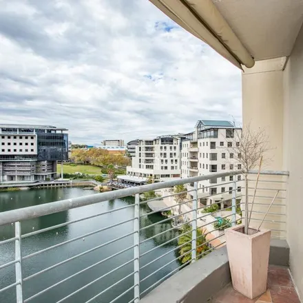 Image 9 - Engen, Carl Cronje Drive, Cape Town Ward 70, Bellville, 7530, South Africa - Apartment for rent