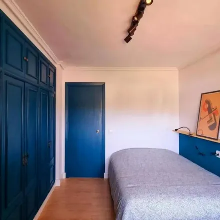 Rent this 4 bed apartment on Bicicas Gran Vía in Gran Vía Tárrega Monteblanco, 12002 Castelló de la Plana