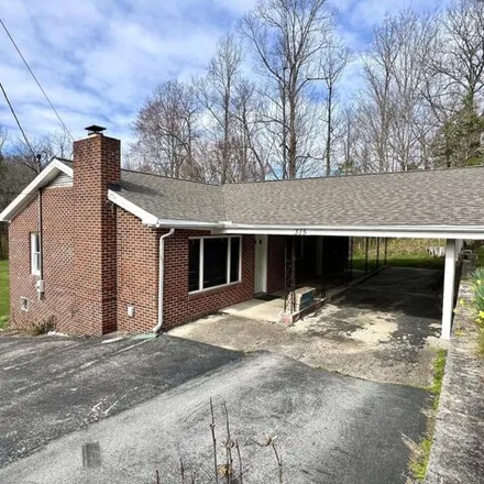 Buy this 3 bed house on 321 Fox Town Road in Clintwood, VA 24228