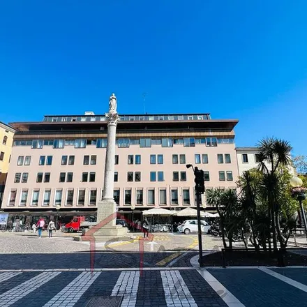 Rent this 1 bed apartment on Oxford School of English in Piazza Giuseppe Garibaldi 8, 35121 Padua Province of Padua