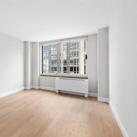 Image 6 - The Alexandria, 201 West 72nd Street, New York, NY 10023, USA - Condo for sale