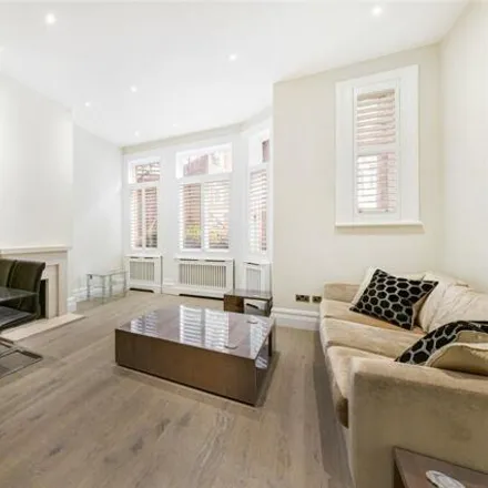 Rent this 2 bed apartment on Sloane Gardens West Garden in Lower Sloane Street, London
