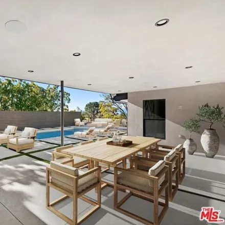 Image 7 - 4333 Meadow View Place, Los Angeles, CA 91436, USA - House for sale