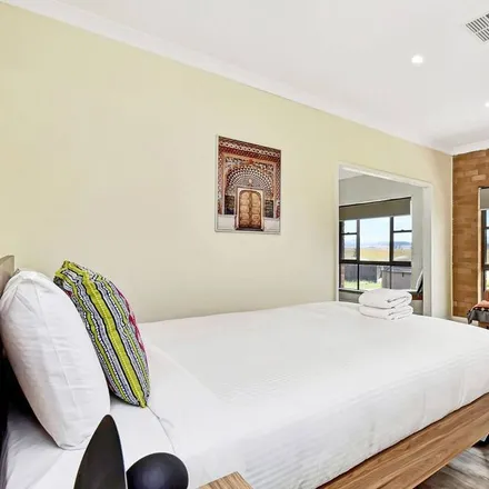 Image 6 - Anambah NSW 2320, Australia - House for rent