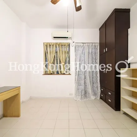 Image 7 - China, Hong Kong, Hong Kong Island, Mid-Levels, Macdonnell Road, Dragon View - Apartment for rent