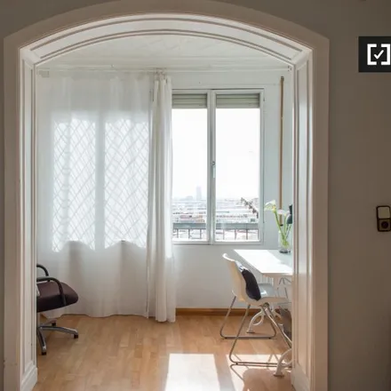 Image 4 - Carrer de Vinyals, 67, 08041 Barcelona, Spain - Room for rent