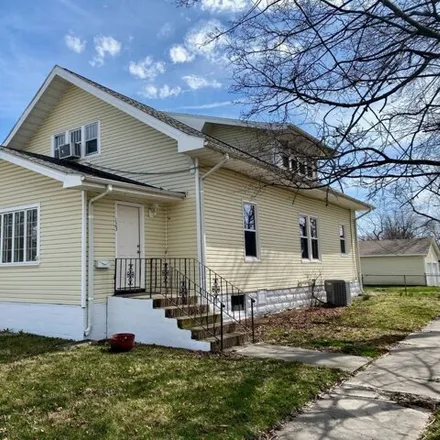 Buy this 2 bed house on 229 South Cherry Street in Cameron, MO 64429