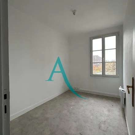 Rent this 2 bed apartment on 25 Rue François Mazeline in 76600 Le Havre, France