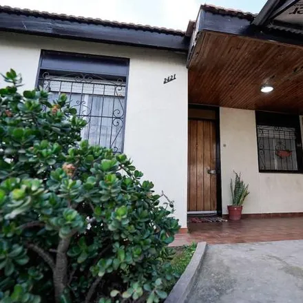 Buy this 3 bed house on Estanislao del Campo 3183 in Quilmes Oeste, B1879 BTQ Quilmes