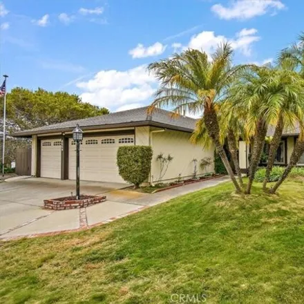 Image 2 - 4569 Dunhill Court, Oceanside, CA 92056, USA - House for sale