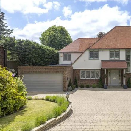 Rent this 5 bed house on Coombe End in London, KT2 7DQ