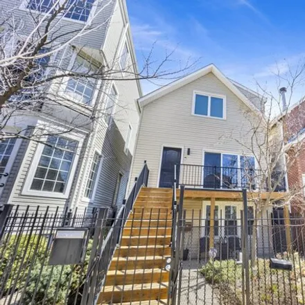 Image 2 - 3249 North Leavitt Street, Chicago, IL 60625, USA - House for sale