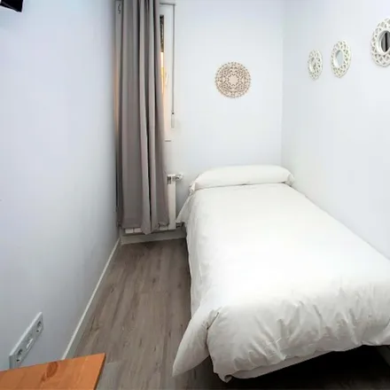 Rent this 1 bed room on Madrid in Petit Palace Arenal, Calle del Arenal