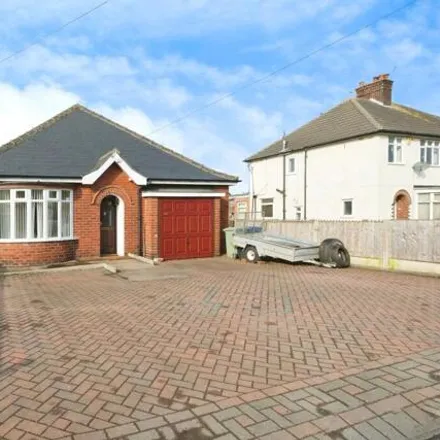 Buy this 3 bed house on Manor Road in Tapton, S43 1NR